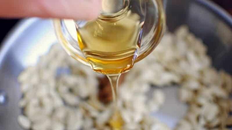 A méz megduplázza a tökmag gyógyító hatását, enyhíti a prosztatagyulladás tüneteit